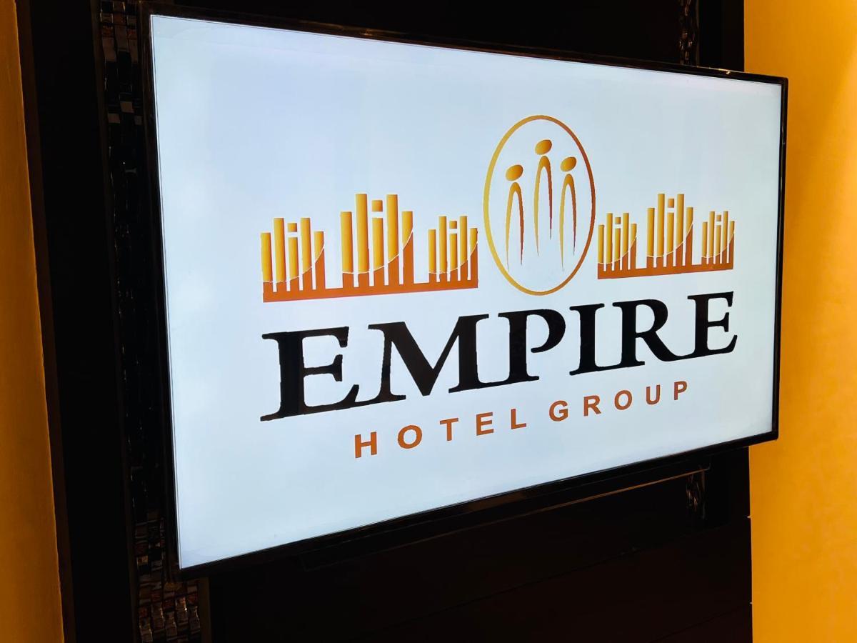 The Singh Empire, New Delhi Hotel Exterior photo